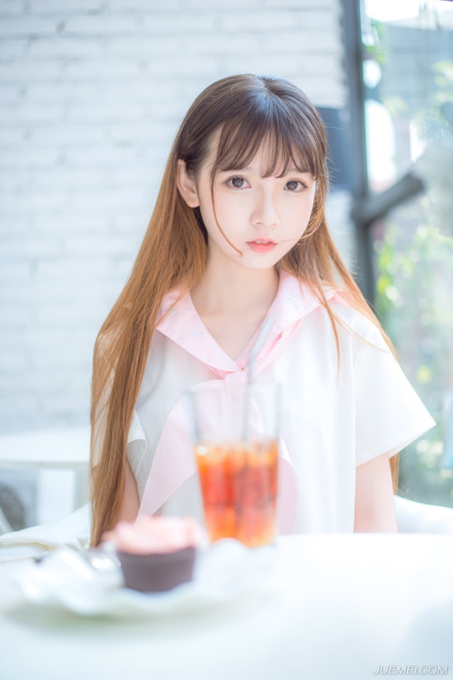 情愿让日子过得忙迫，也不要让日子过得无聊。——罗兰